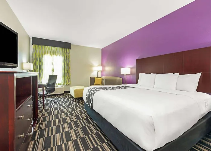 La Quinta By Wyndham Bridge City-Orange
