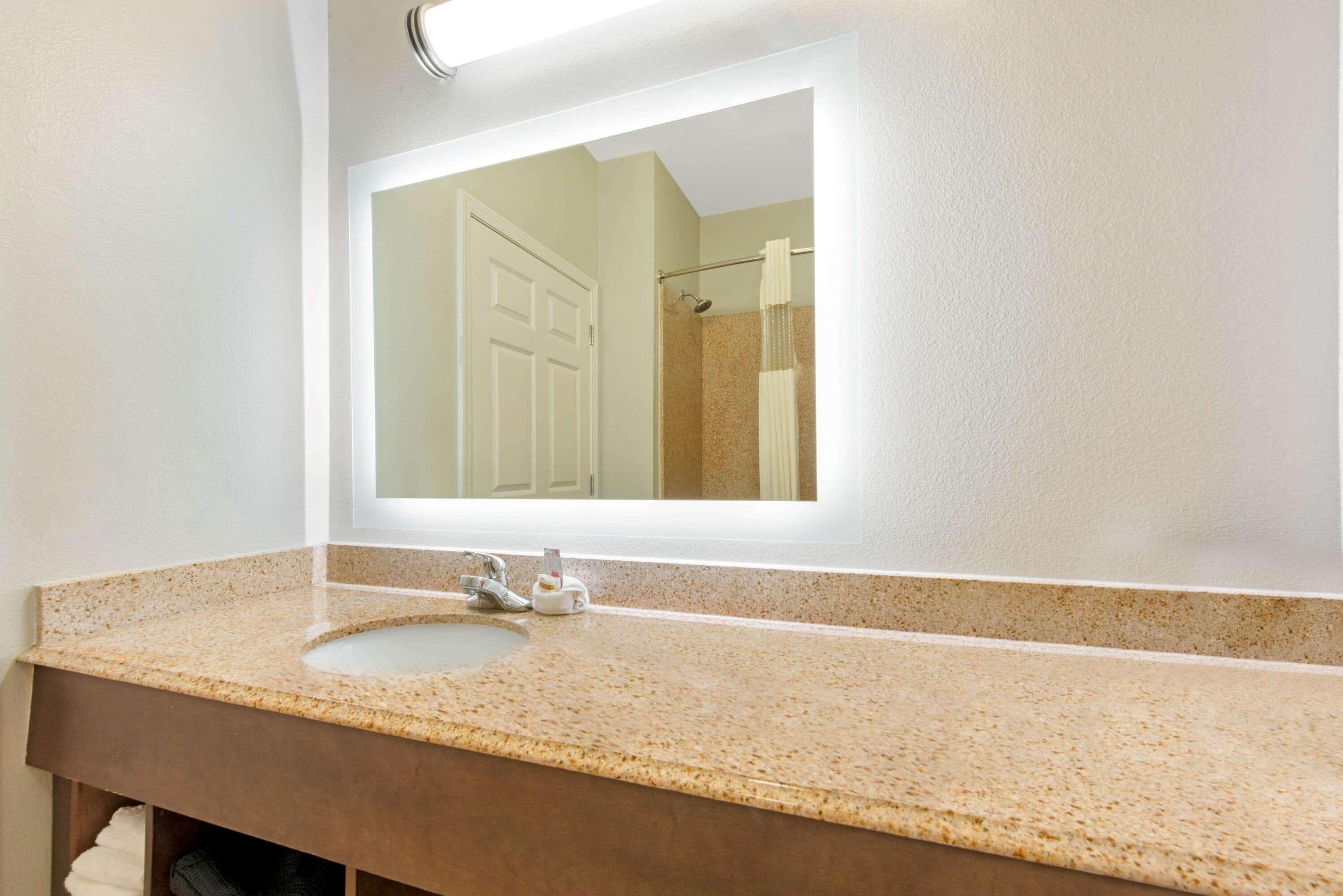 Hotel La Quinta By Wyndham Bridge City-orange