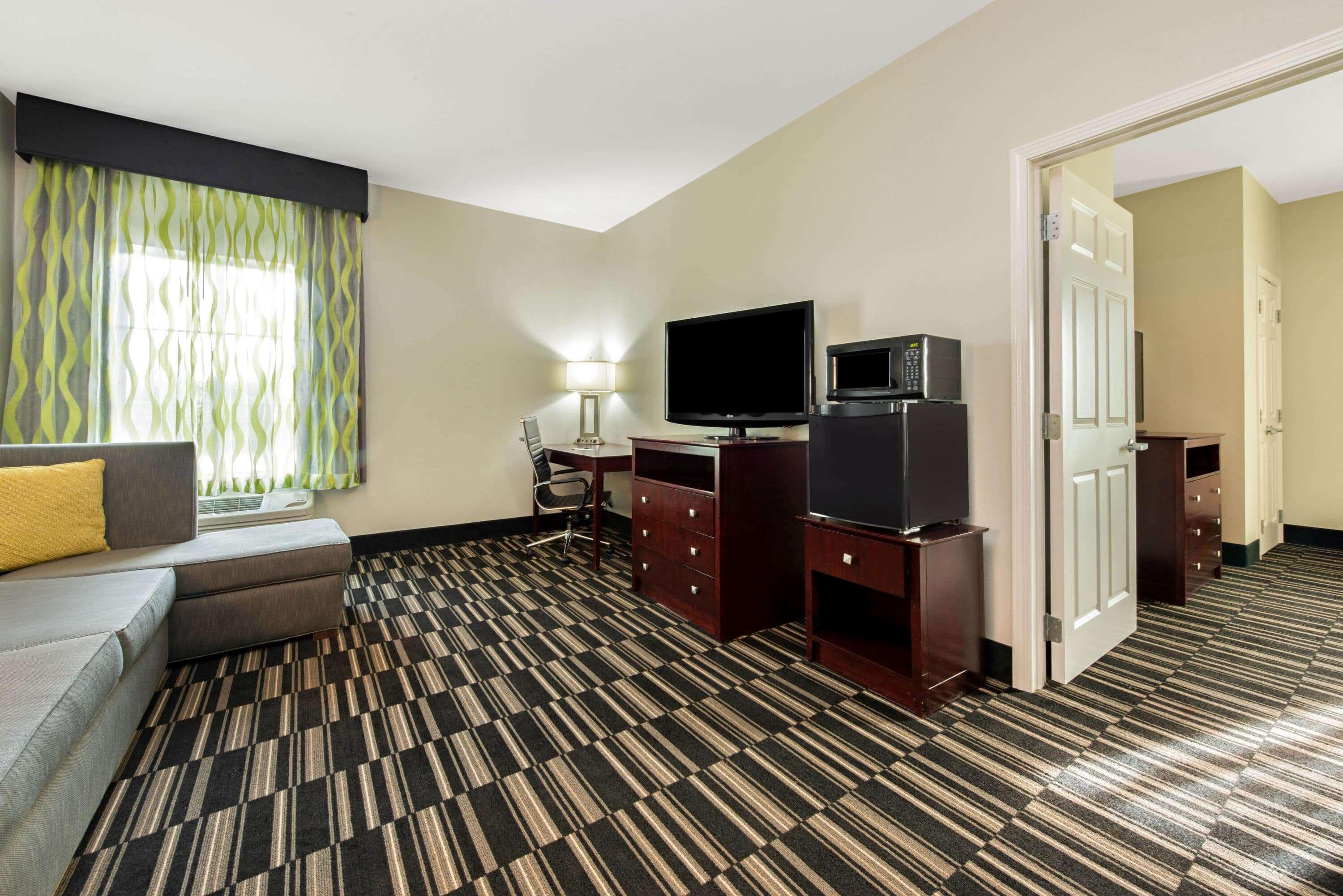 Hotel La Quinta By Wyndham Bridge City-orange 3*