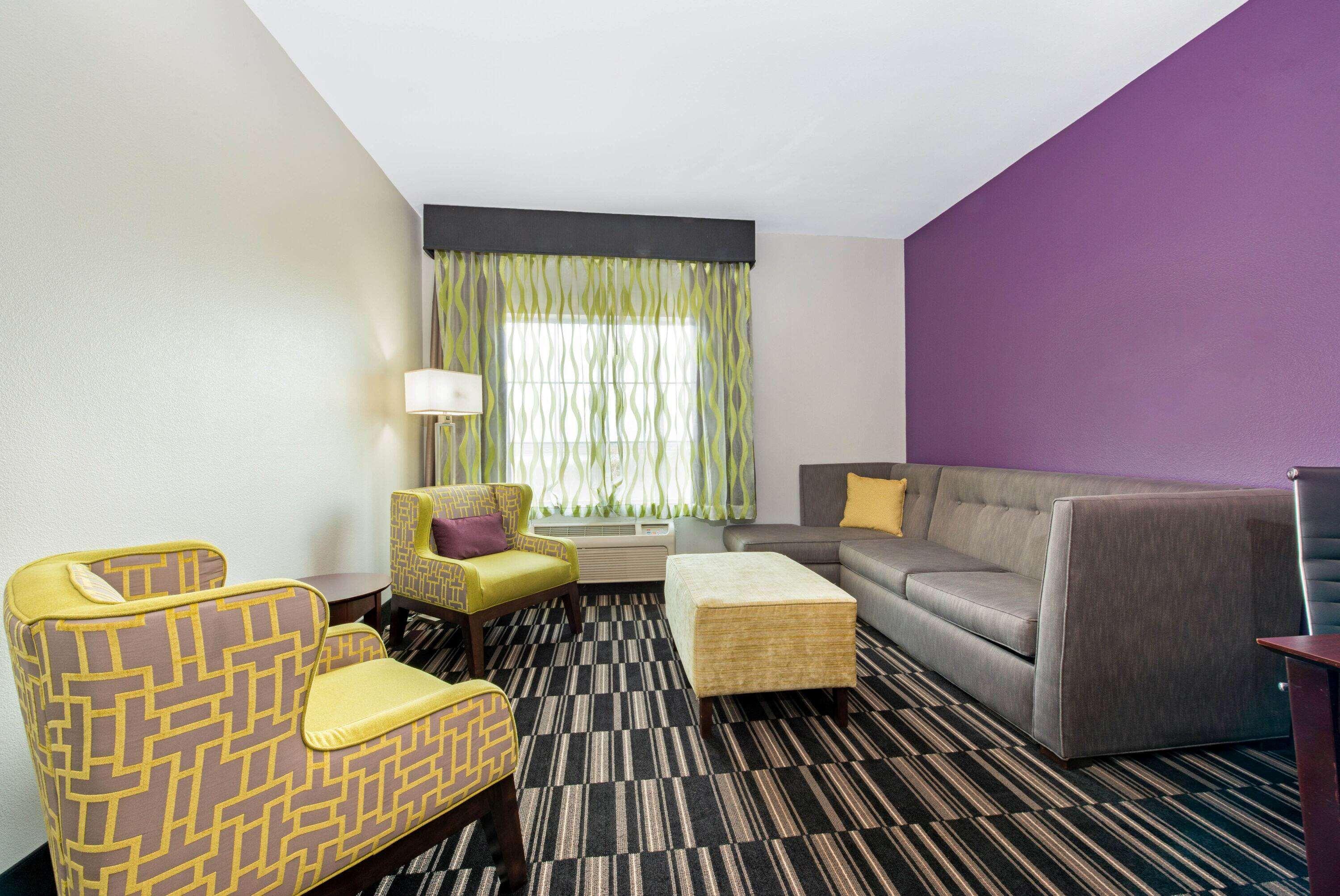 Hotel La Quinta By Wyndham Bridge City-orange