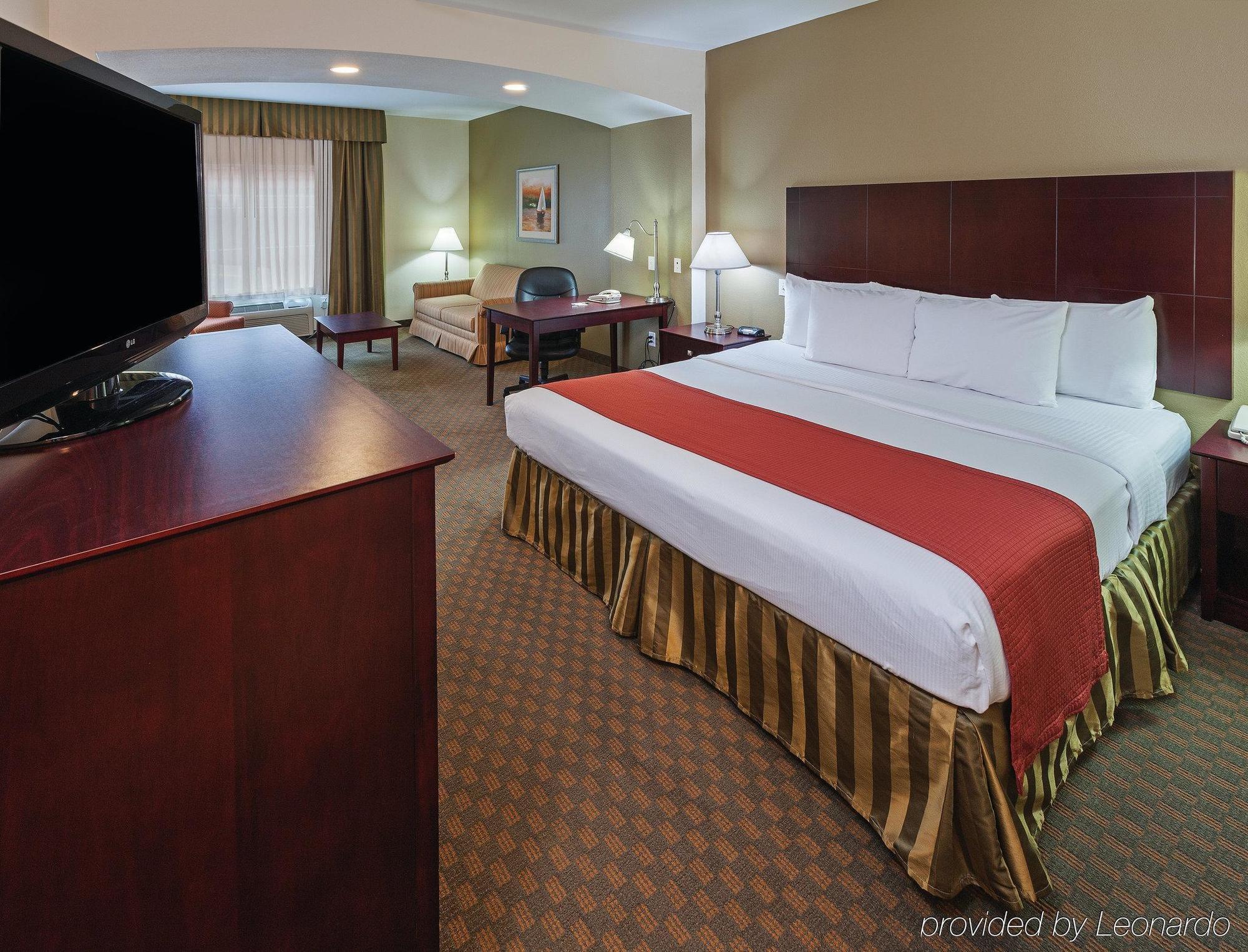 Hotel La Quinta By Wyndham Bridge City-orange