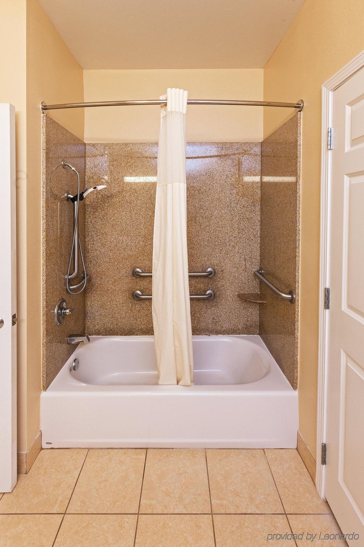 La Quinta By Wyndham Bridge City-orange Bridge City